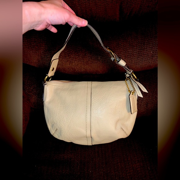 Soho Soft-Grain Pebbled Bucket Bag